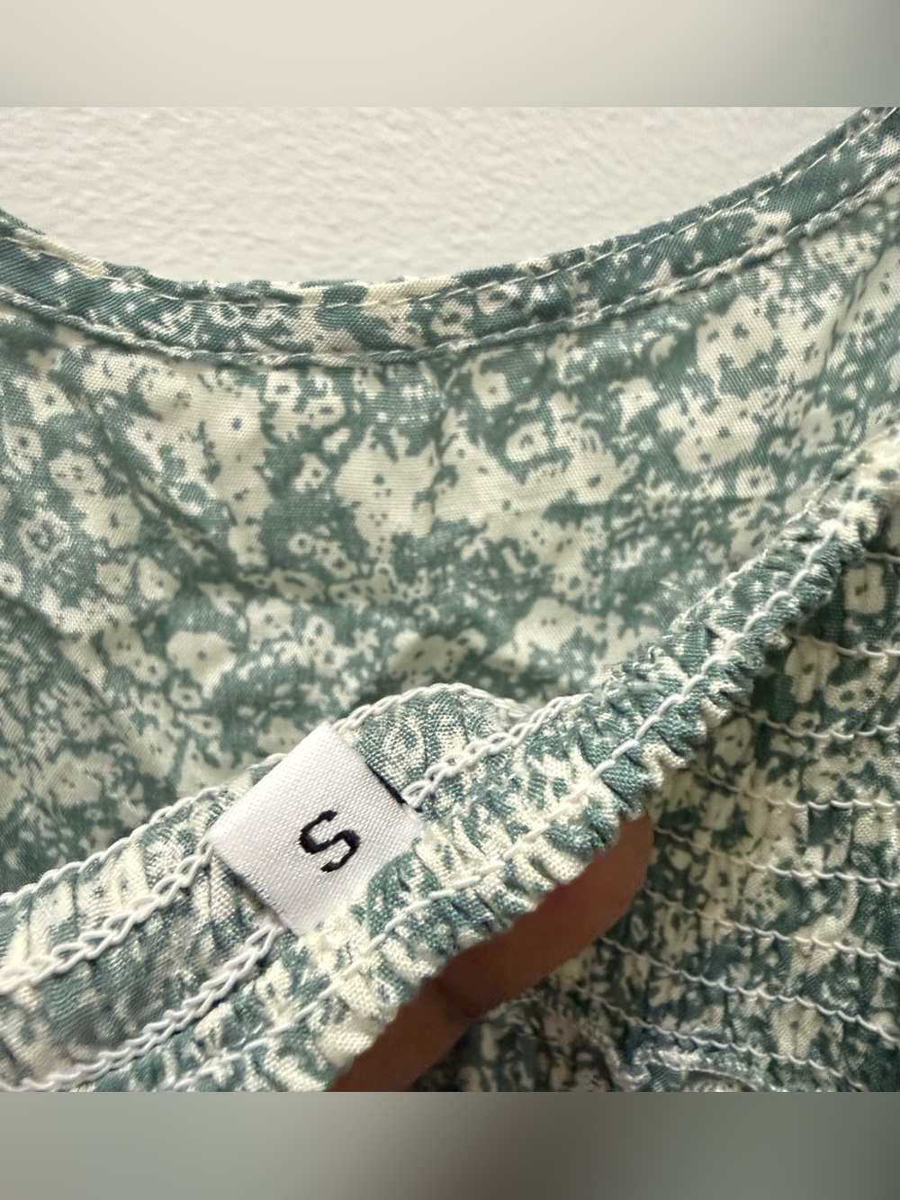 Ditsy Floral Tiered Sundress in Sage Green - Size small - NWOT - Picture 4 of 8
